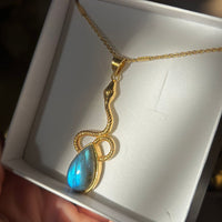 Naya Labradorite Necklace