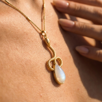 Naya Moonstone Necklace