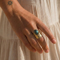 Luna Labradorite Ring