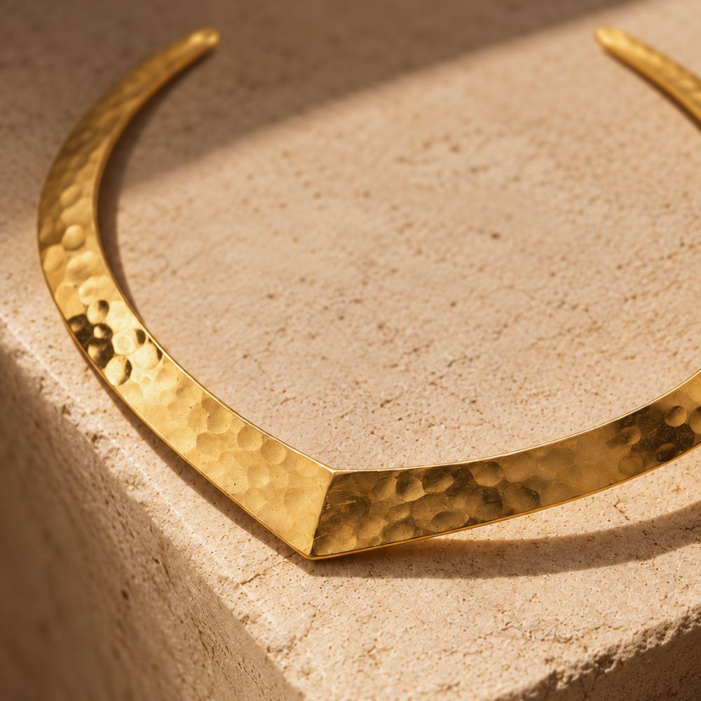 Goddess Choker