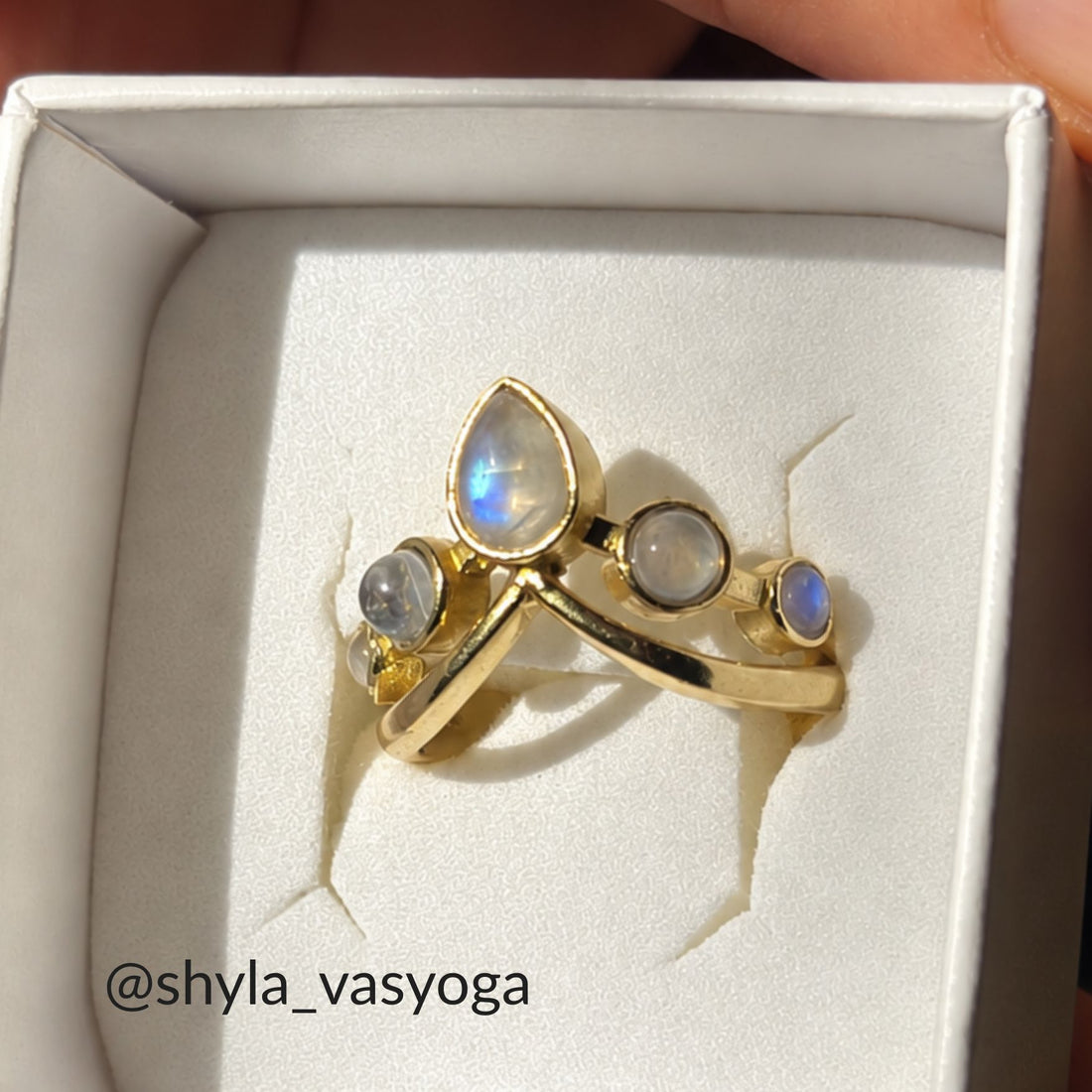 Aura Ring