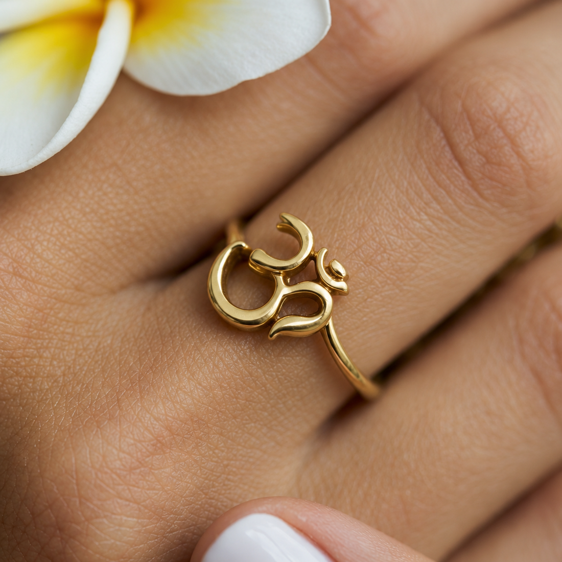 Om ring