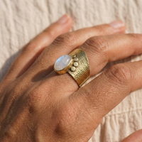Luna Adjustable Ring