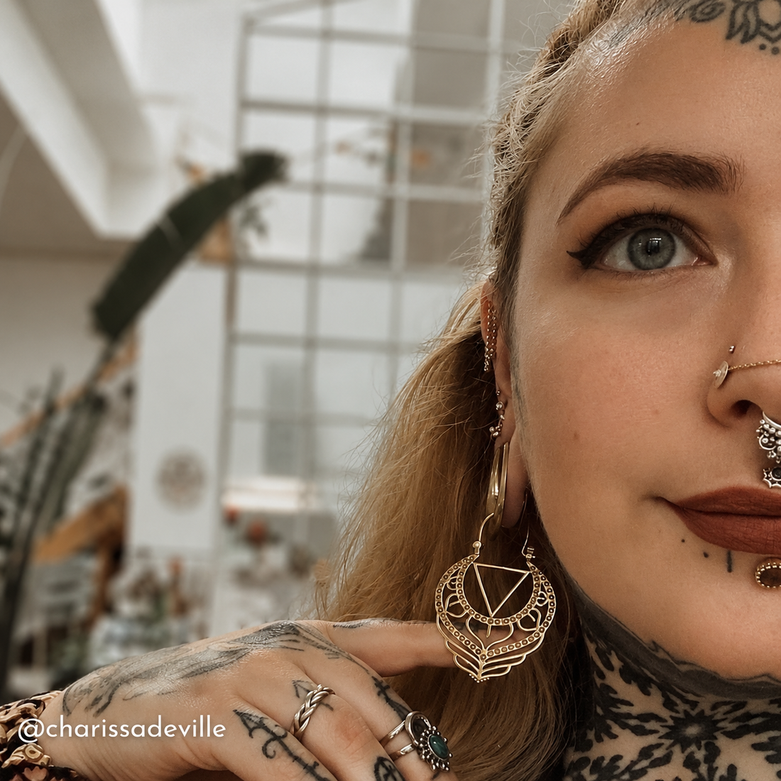 Mystic Night Earrings